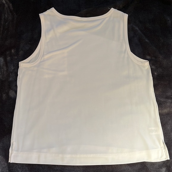 Ann Taylor Scoop Neck Shell - Picture 3 of 8